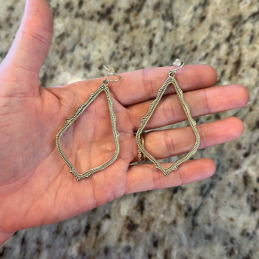 Kendra Scott large earrings